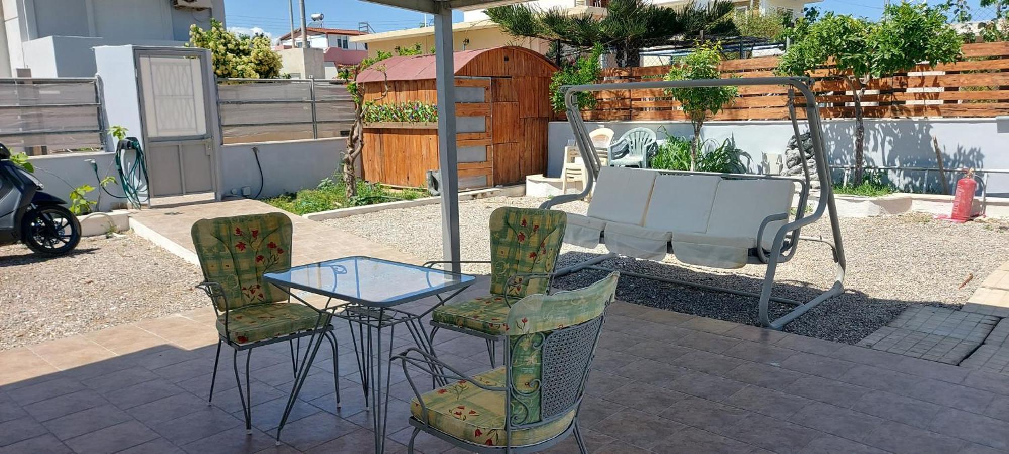 Filio'S Loft Near Airport Villa Артемида Екстериор снимка