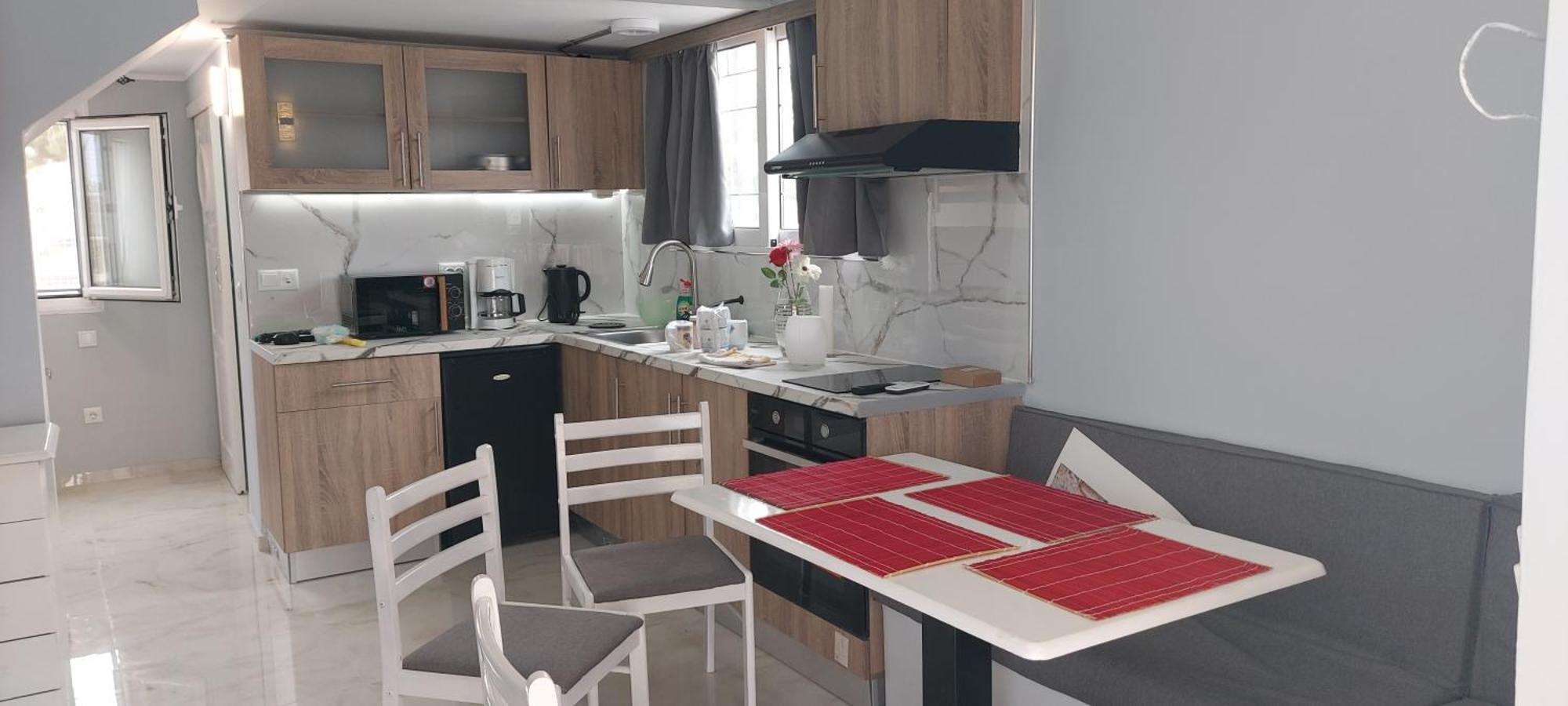 Filio'S Loft Near Airport Villa Артемида Екстериор снимка